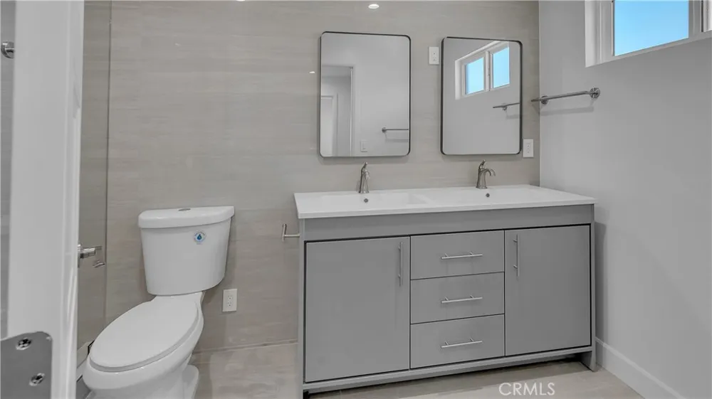 7731 Craner Ave Sun Valley, CA 91352