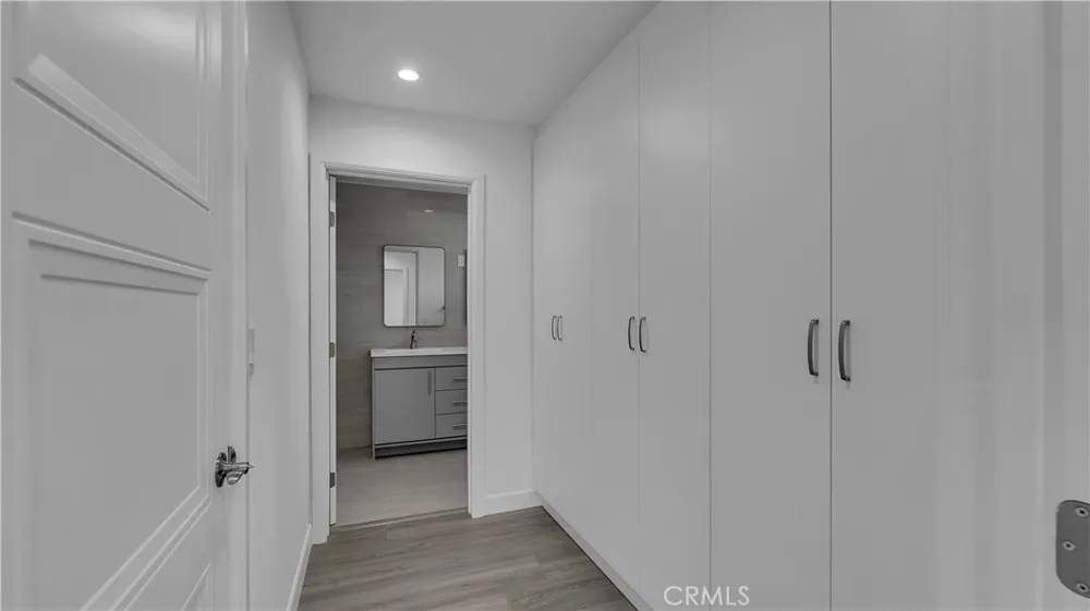 7731 Craner Ave Sun Valley, CA 91352
