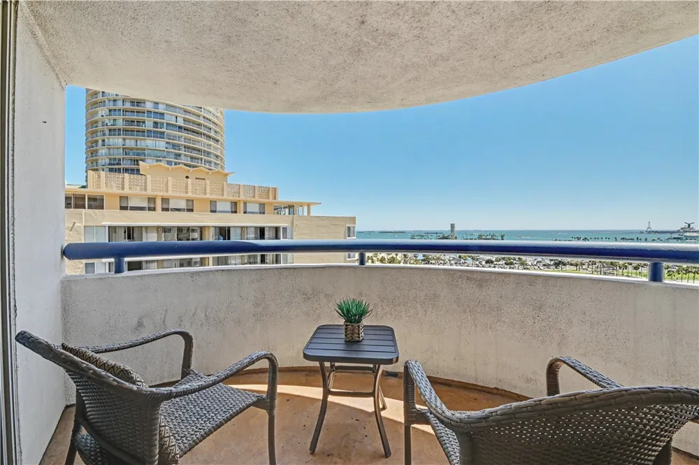 525 E Seaside Way #1109 Long Beach, CA 90802