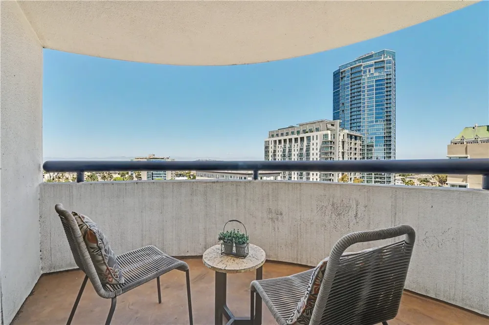 525 E Seaside Way #1109 Long Beach, CA 90802