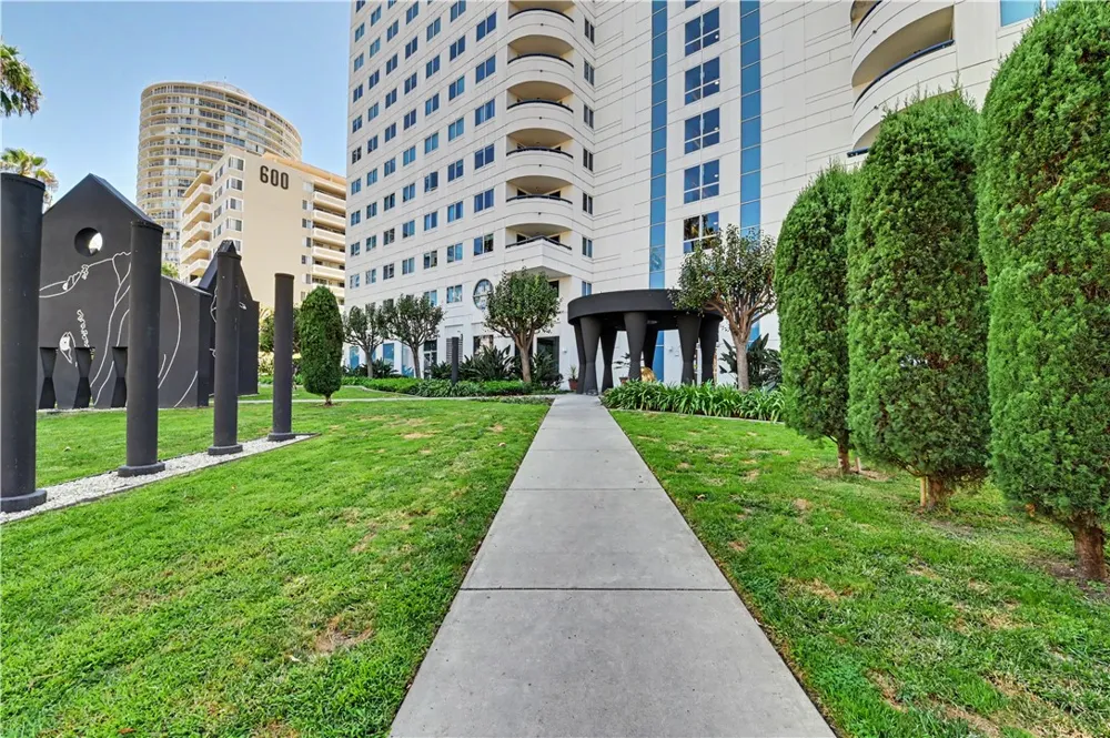 525 E Seaside Way #1109 Long Beach, CA 90802