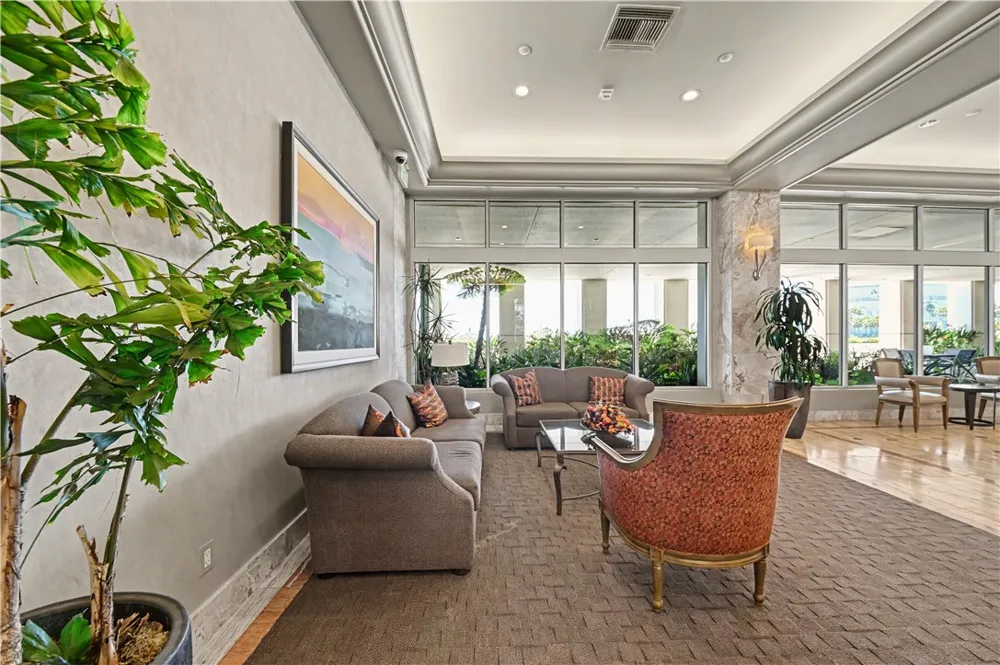 525 E Seaside Way #1109 Long Beach, CA 90802