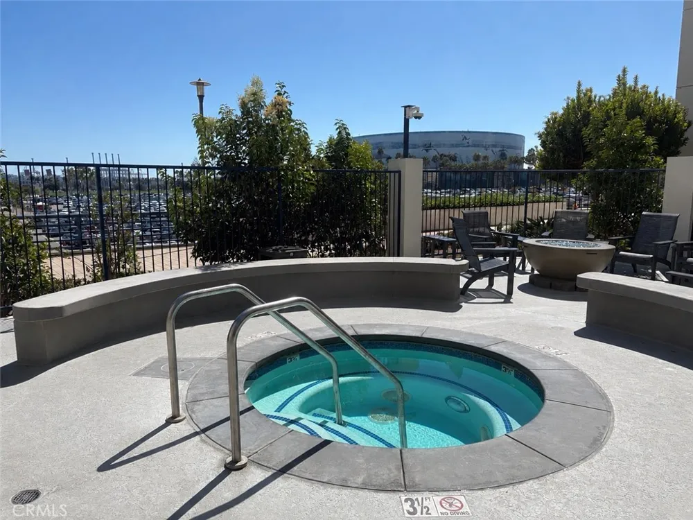 525 E Seaside Way #1109 Long Beach, CA 90802