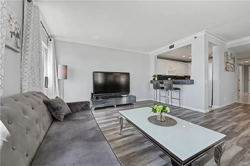 525 E Seaside Way #1109 Long Beach, CA 90802