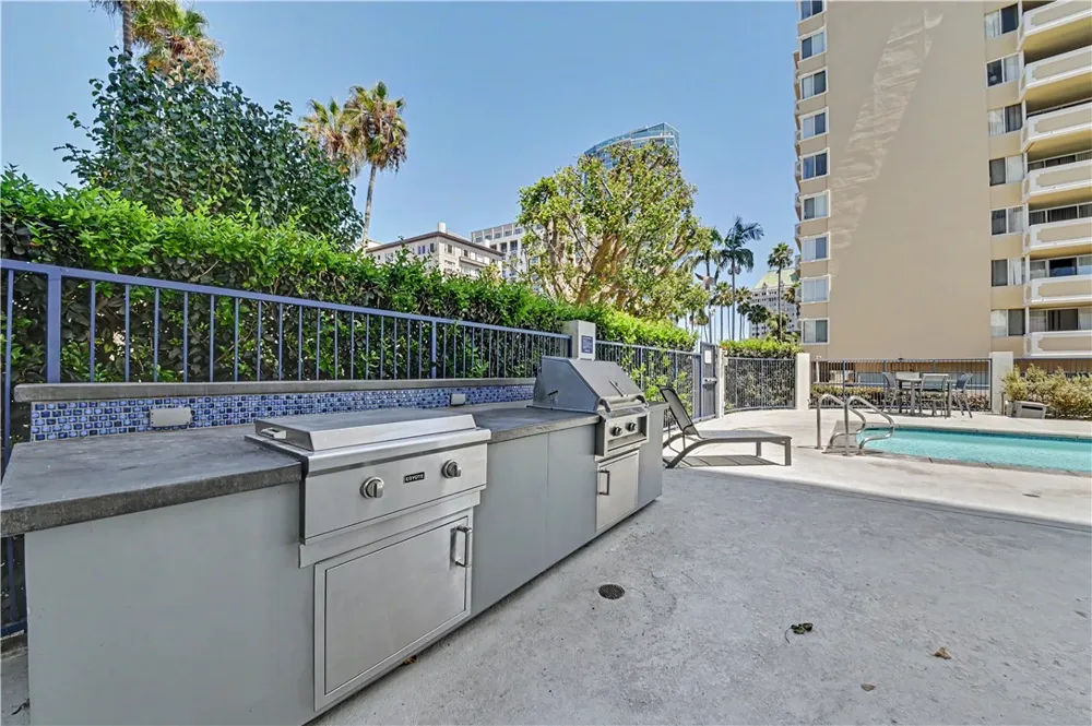525 E Seaside Way #1109 Long Beach, CA 90802