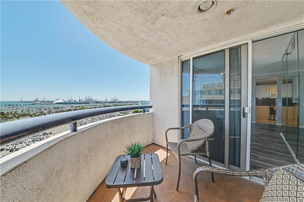 525 E Seaside Way #1109 Long Beach, CA 90802
