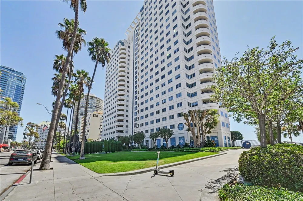 525 E Seaside Way #1109 Long Beach, CA 90802