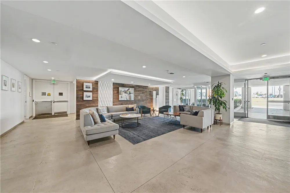 525 E Seaside Way #1109 Long Beach, CA 90802