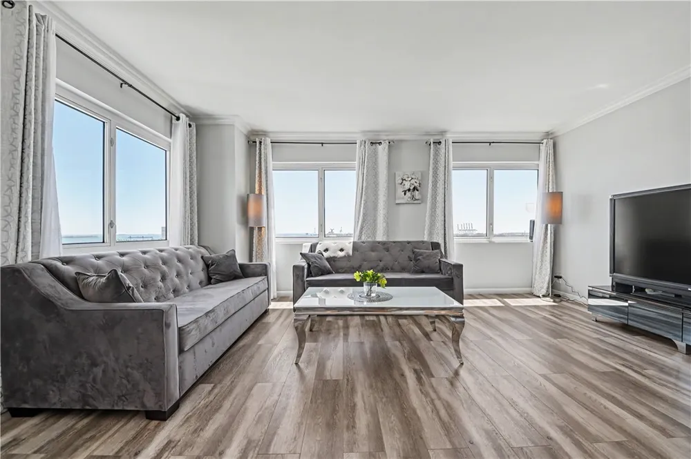 525 E Seaside Way #1109 Long Beach, CA 90802