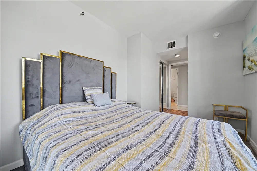 525 E Seaside Way #1109 Long Beach, CA 90802