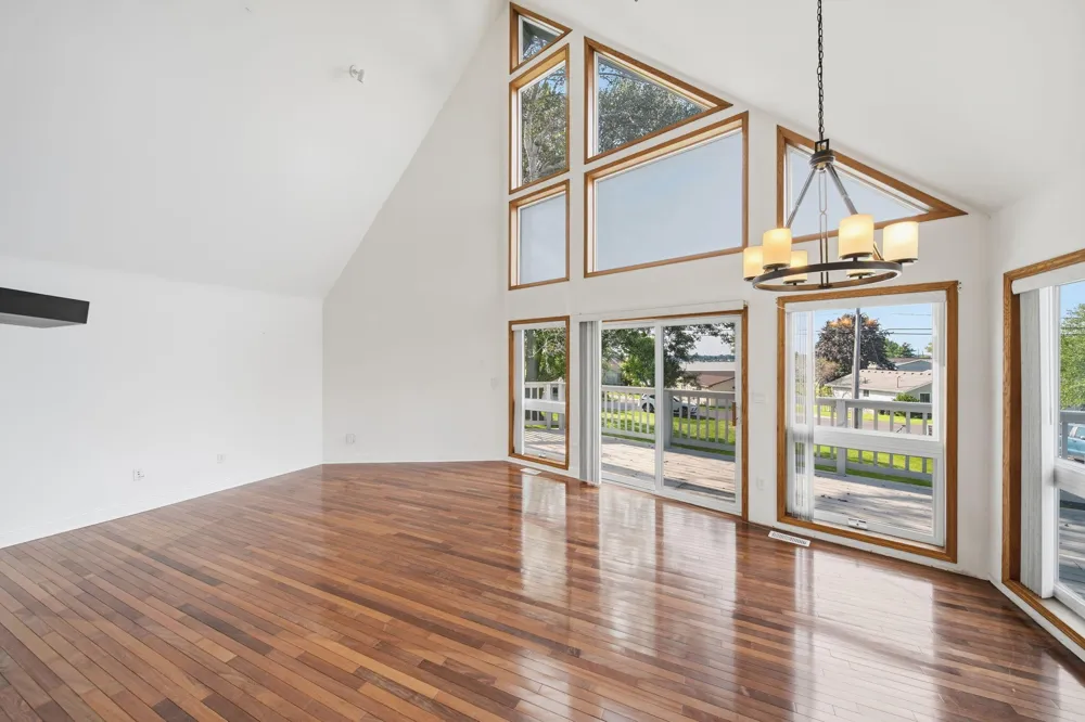 169 Riviera Drive Brooklyn, MI 49230