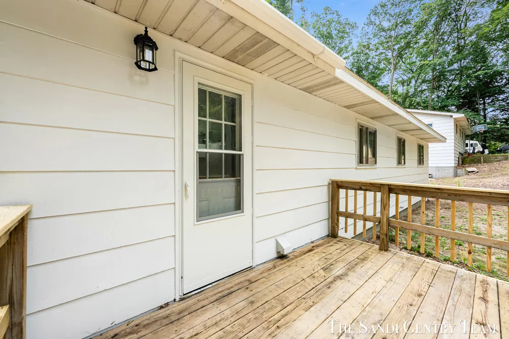 4725 Orshal Road Whitehall, MI 49461