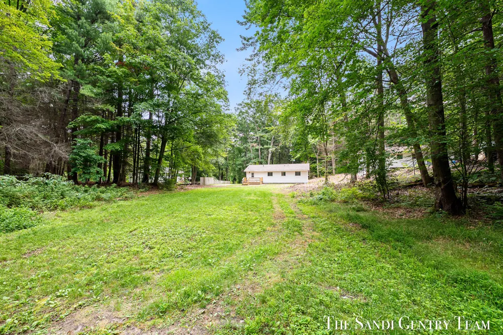 4725 Orshal Road Whitehall, MI 49461