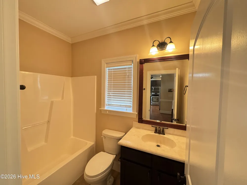 2313 Dovedale Drive #B Greenville, NC 27834