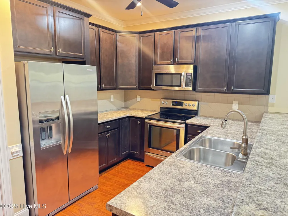 2313 Dovedale Drive #B Greenville, NC 27834