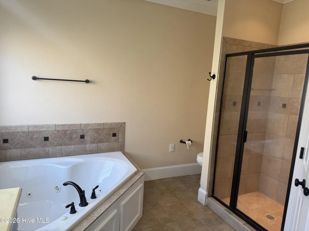 2313 Dovedale Drive #B Greenville, NC 27834