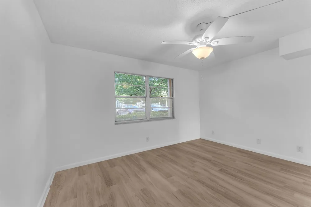 3003 PORTOFINO Isle #K1 Coconut Creek, FL 33066