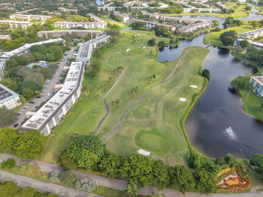 3003 PORTOFINO Isle #K1 Coconut Creek, FL 33066