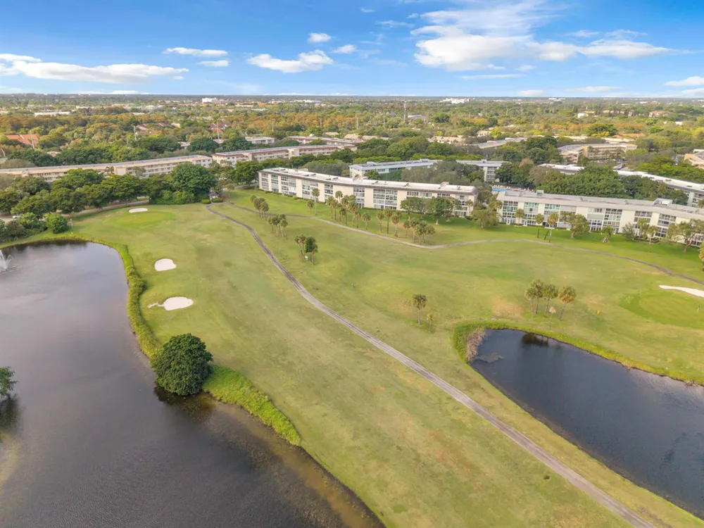 3003 PORTOFINO Isle #K1 Coconut Creek, FL 33066