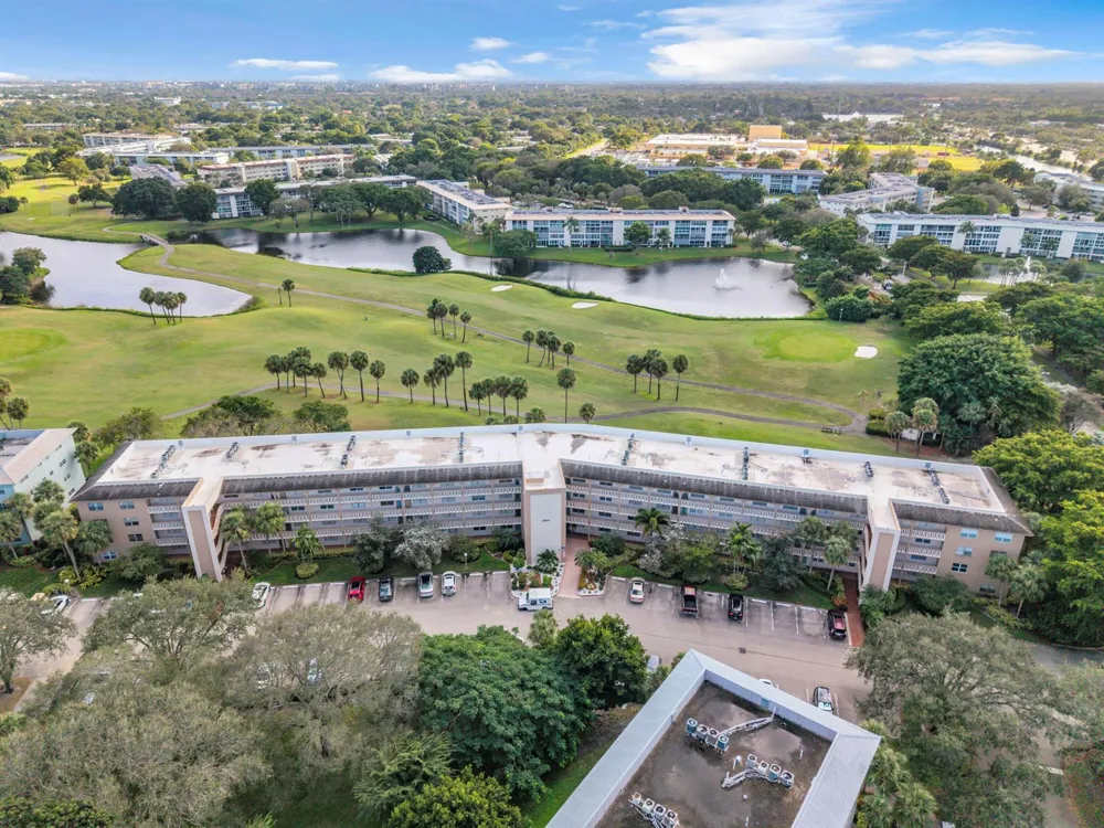 3003 PORTOFINO Isle #K1 Coconut Creek, FL 33066
