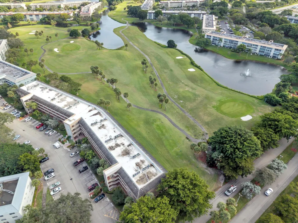 3003 PORTOFINO Isle #K1 Coconut Creek, FL 33066