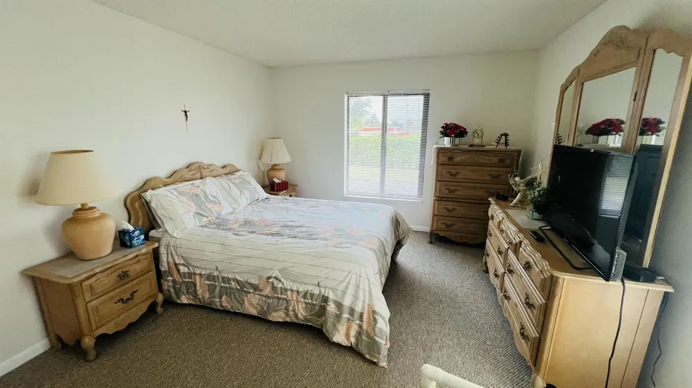 827 SKY PINE WAY #A2 
