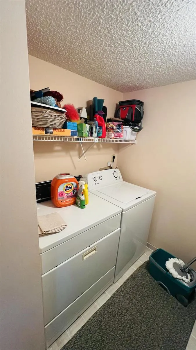 827 SKY PINE WAY #A2 