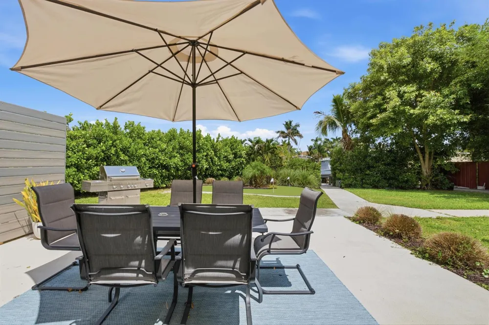 387 SW RIVERWAY BOULEVARD Palm City, FL 34990