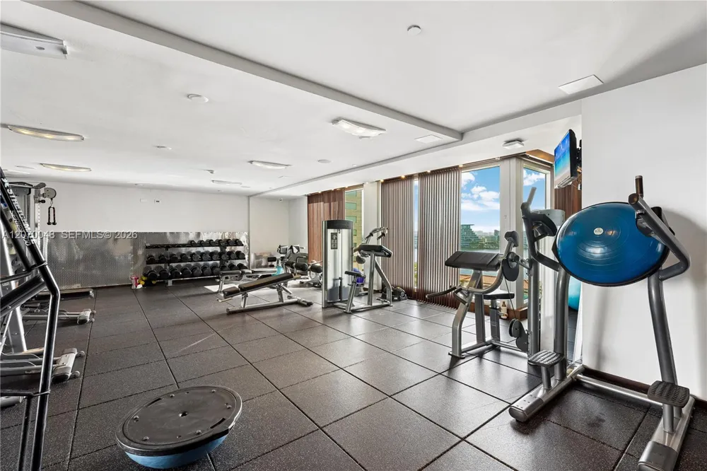335 S Biscayne Blvd #2609 Miami, FL 33131