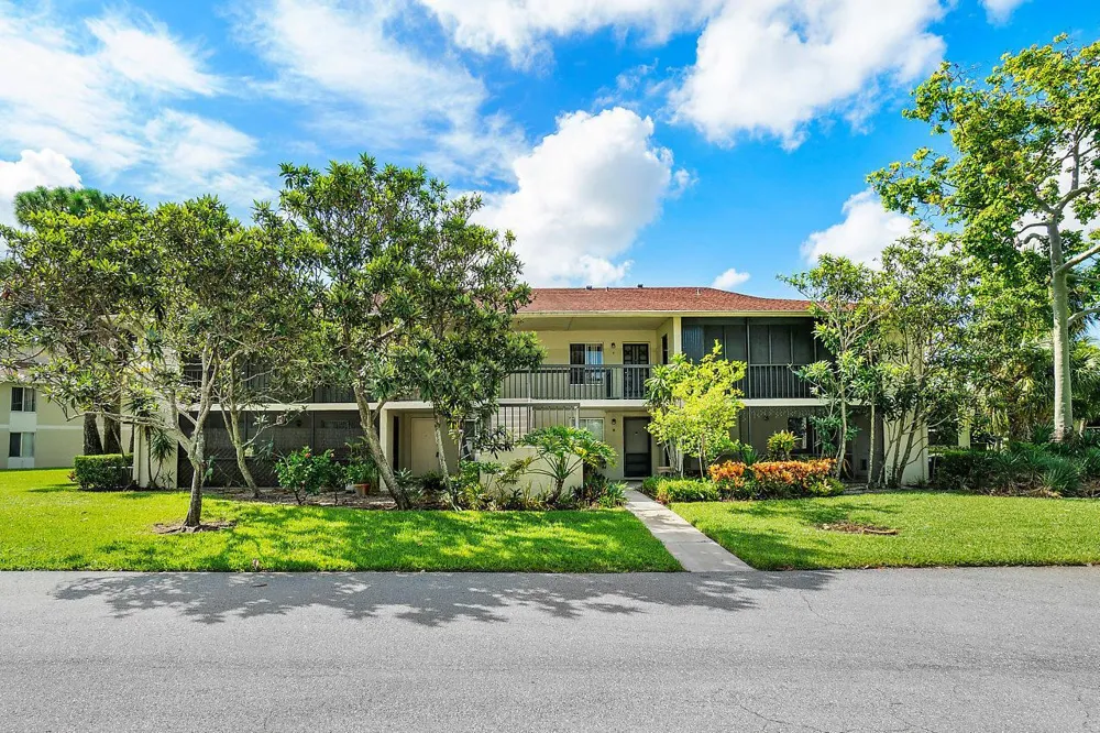 6559 Chasewood Drive #A Jupiter, FL 33458