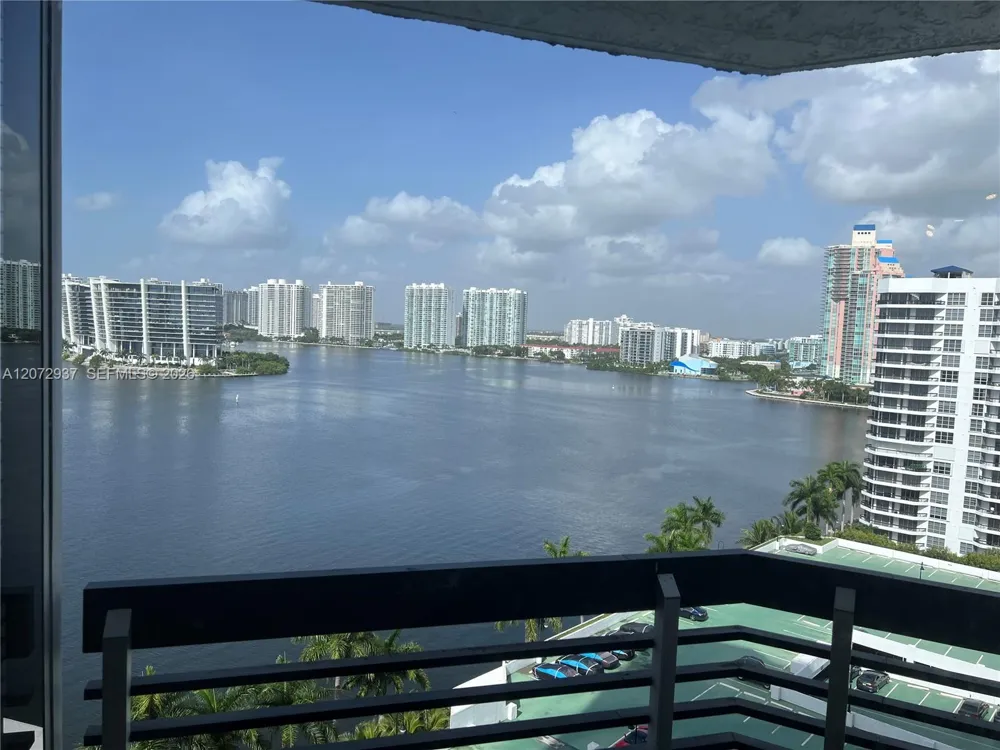 19101 NE 36TH CT #1602 Aventura, FL 33180