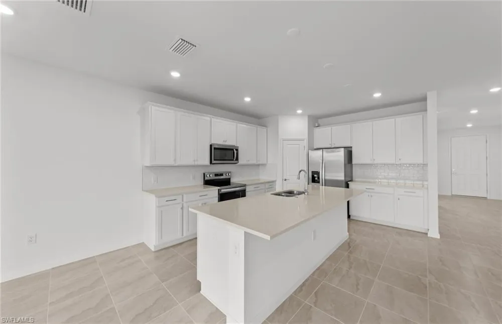 3853 Passion Vine Drive Alva, FL 33920
