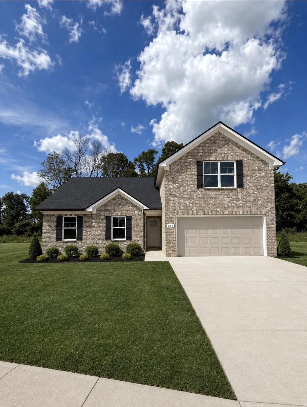 1284 Amber Hills Drive Ashland City, TN 37015