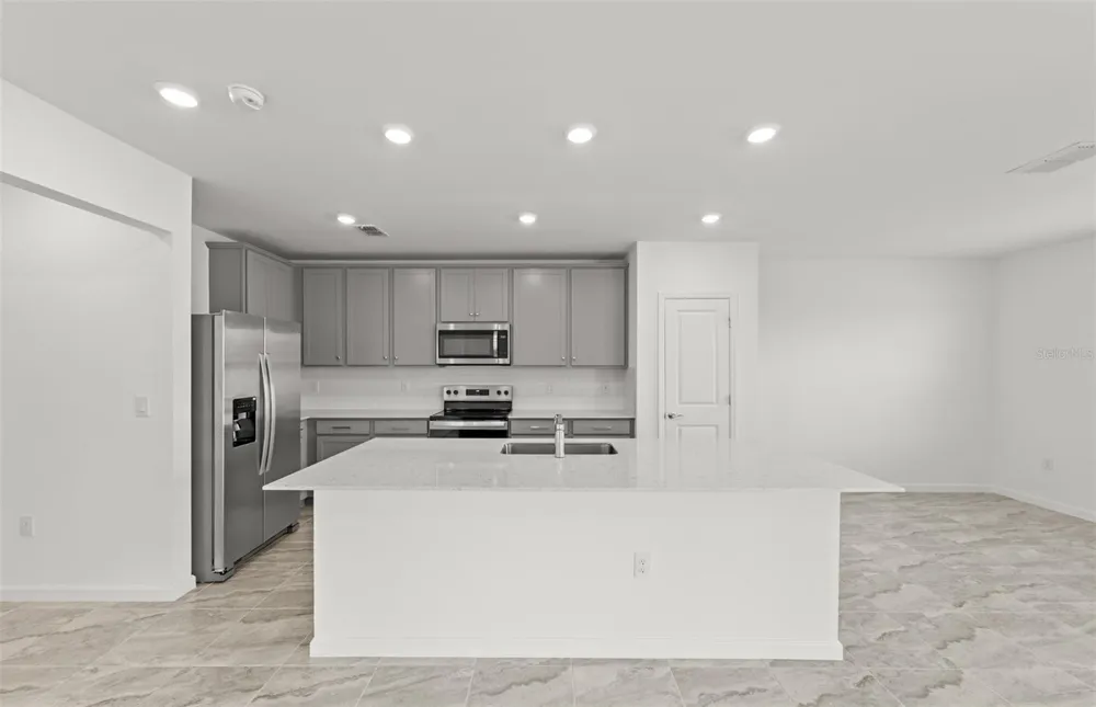 10811 SUN DROP DRIVE Venice, FL 34293