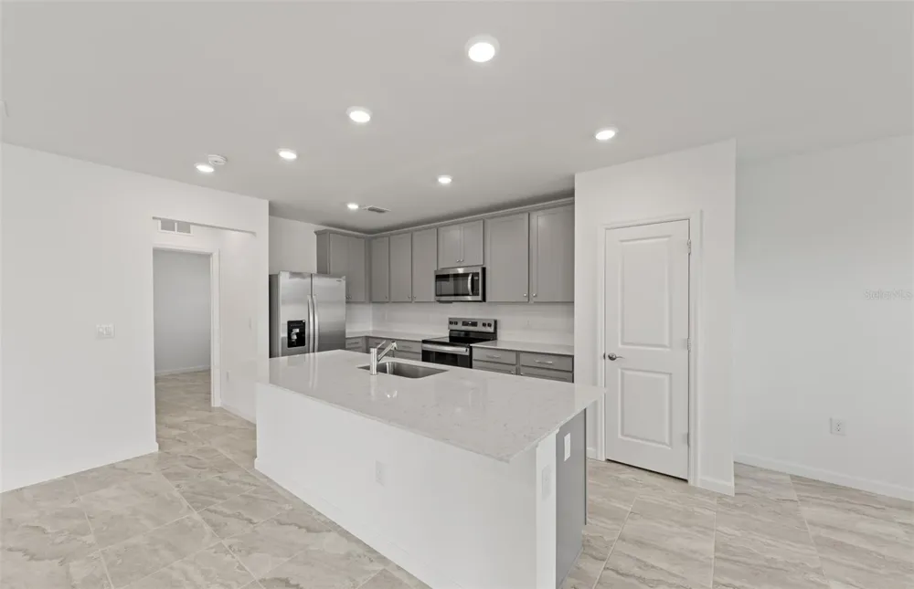 10811 SUN DROP DRIVE Venice, FL 34293