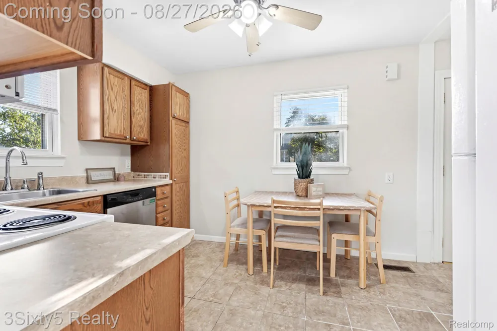 3518 12th Street Wyandotte City, MI 48192