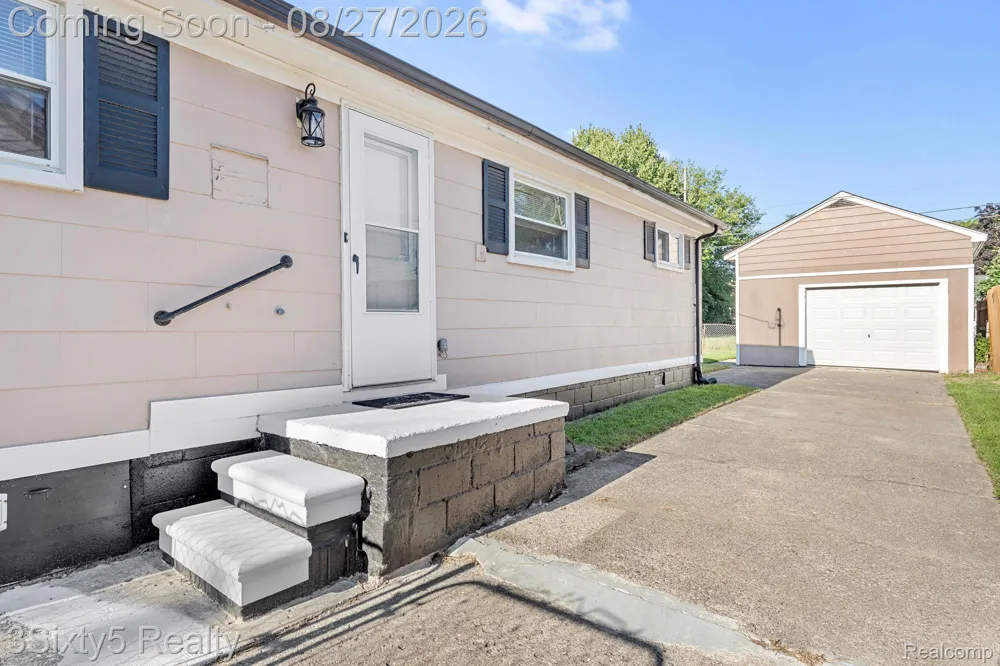 3518 12th Street Wyandotte City, MI 48192