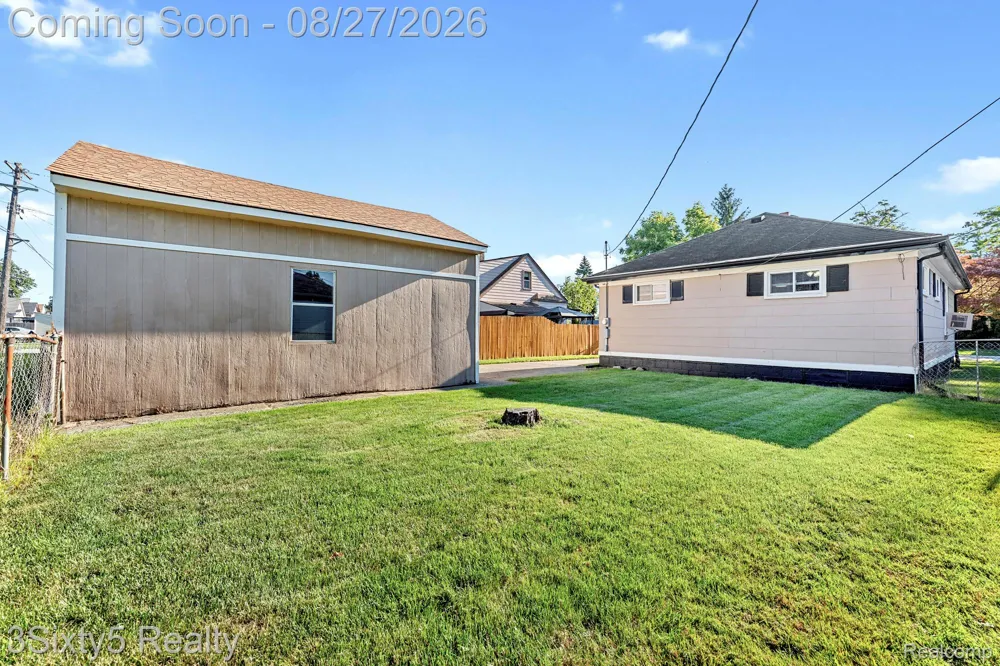 3518 12th Street Wyandotte City, MI 48192