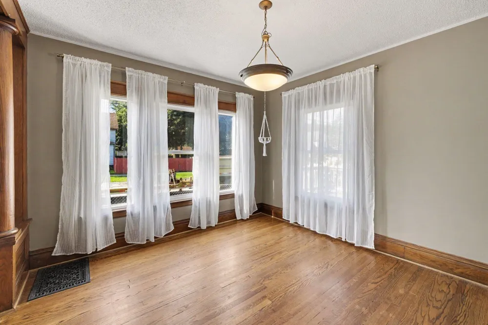 641 Lincoln Avenue NW Grand Rapids City, MI 49504
