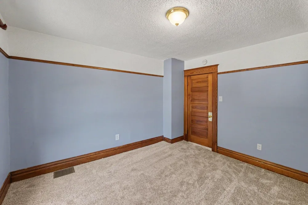 641 Lincoln Avenue NW Grand Rapids City, MI 49504
