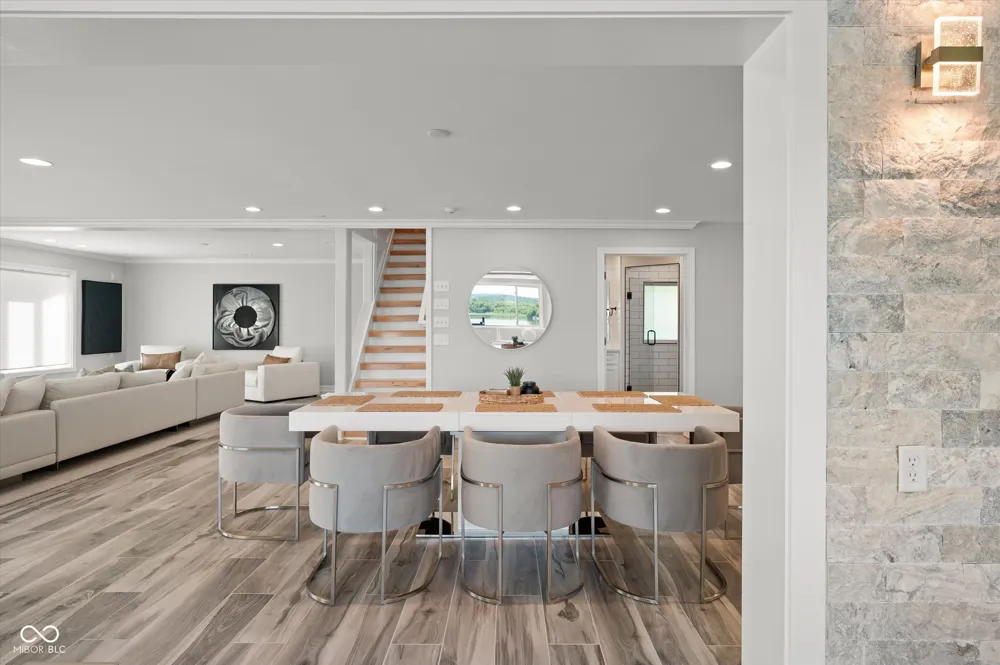 7800 Lakewood Drive Unionville, IN 47468
