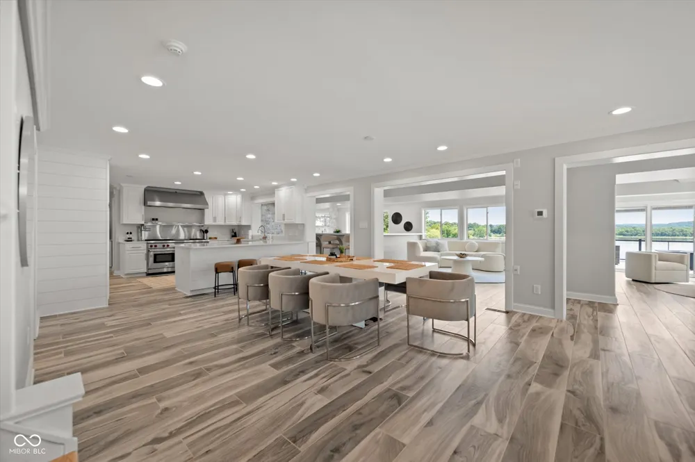 7800 Lakewood Drive Unionville, IN 47468