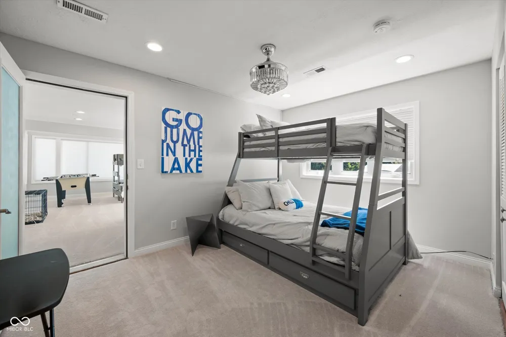 7800 Lakewood Drive Unionville, IN 47468