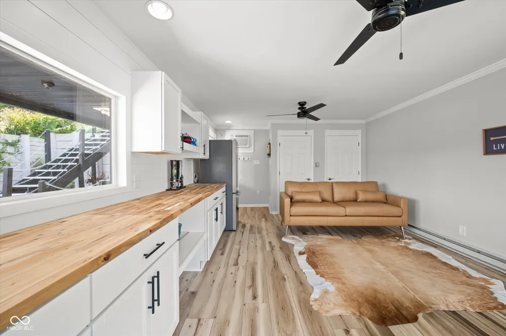 7800 Lakewood Drive Unionville, IN 47468