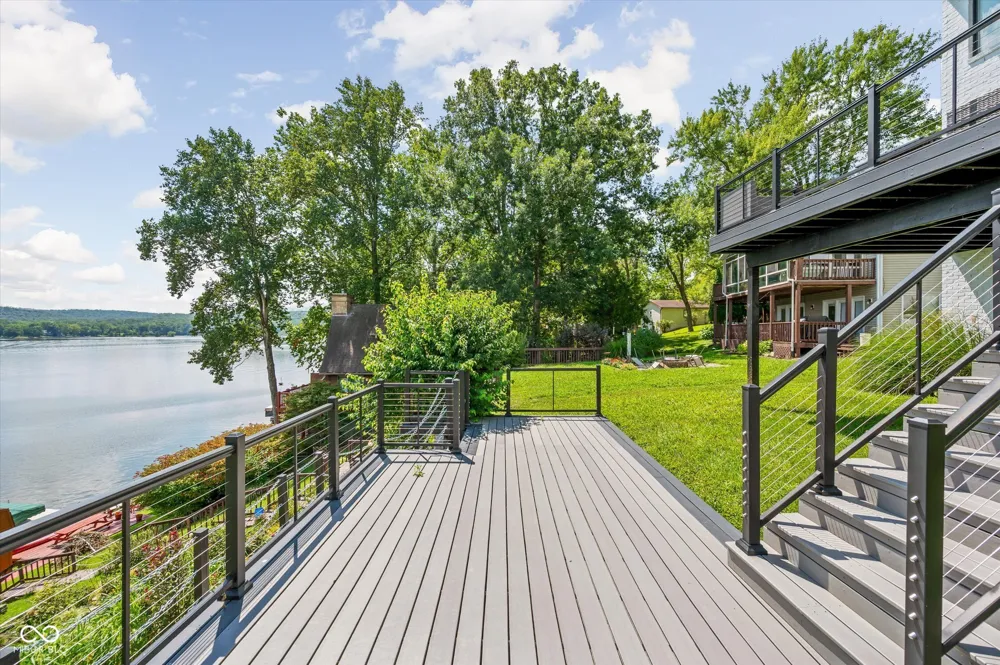 7800 Lakewood Drive Unionville, IN 47468
