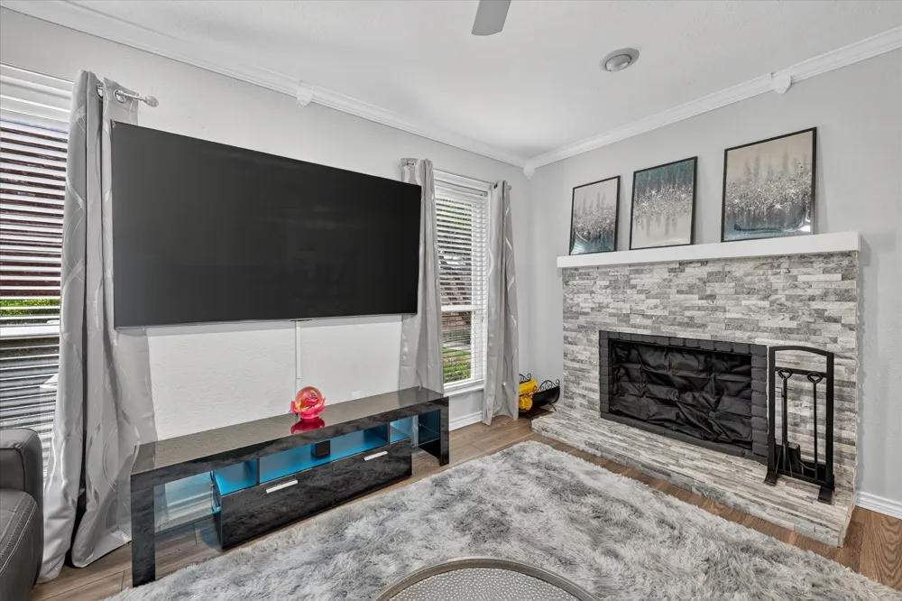 7510 Holly Hill Drive #124 Dallas, TX 75231