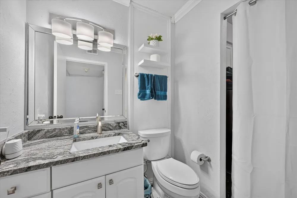 7510 Holly Hill Drive #124 Dallas, TX 75231