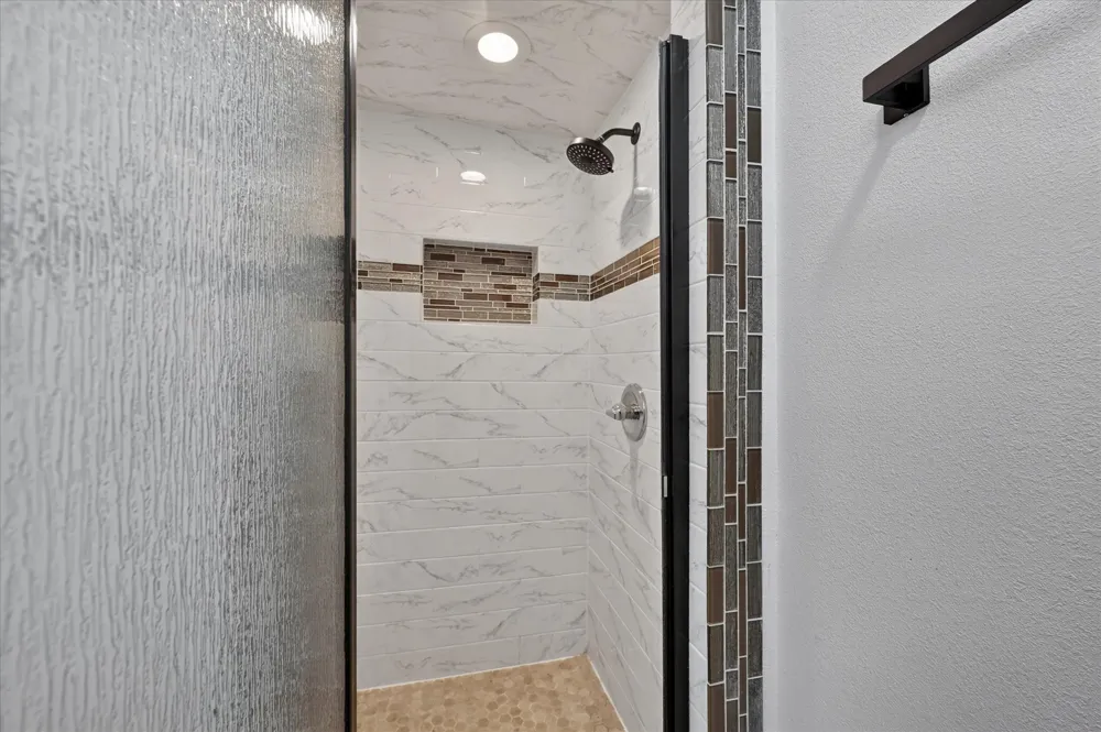 7510 Holly Hill Drive #124 Dallas, TX 75231