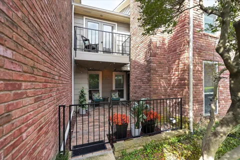 7510 Holly Hill Drive #124