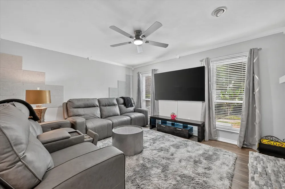 7510 Holly Hill Drive #124 Dallas, TX 75231